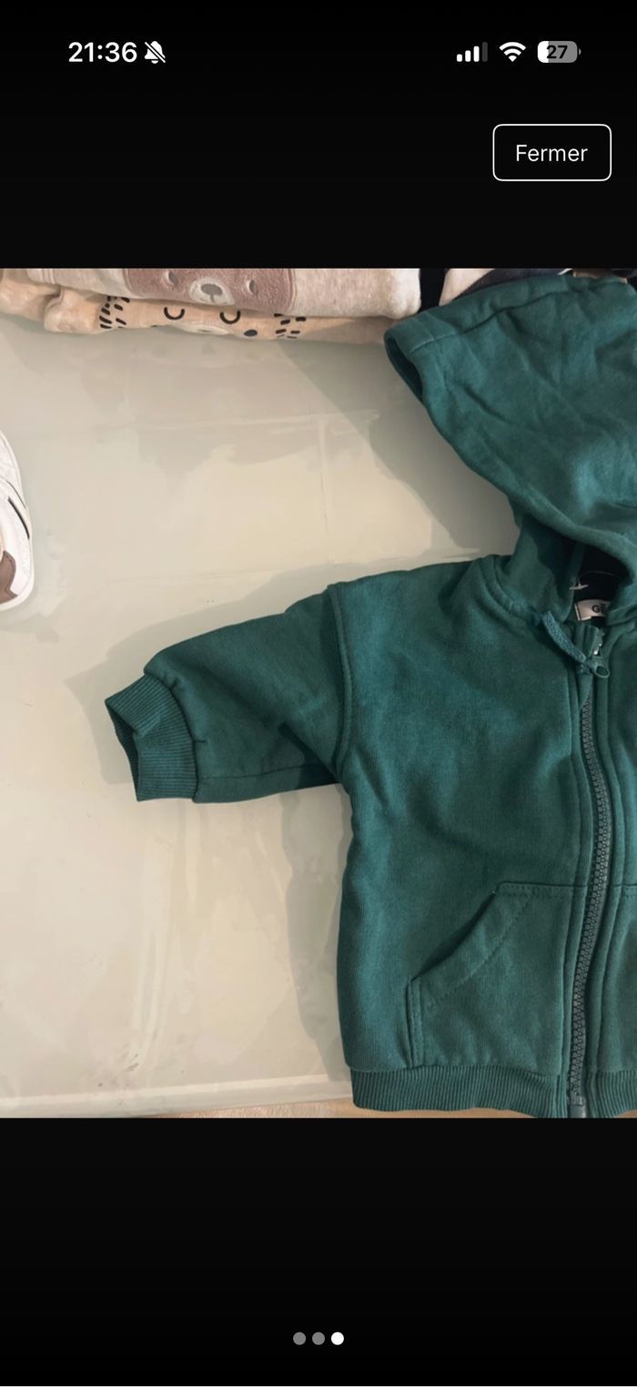 Veste zippée à capuche verte intérieur velours - photo numéro 3