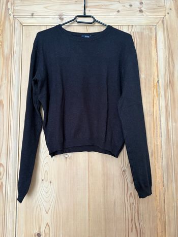Pull noir