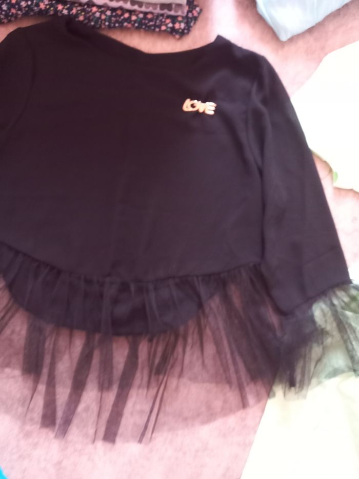 Lot blouse et pyjama - photo numéro 3