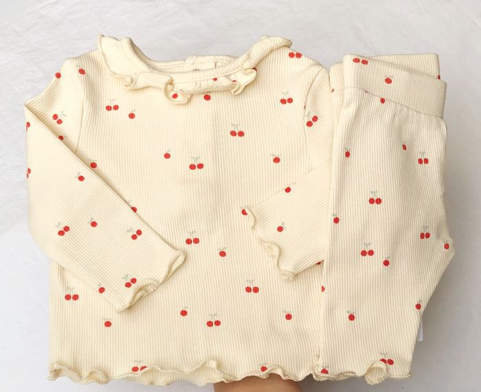 Ensemble Kiabi 1 mois : t-shirt + legging - photo numéro 2