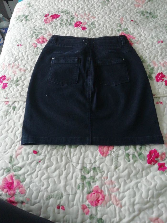 Jupe droite en jean - photo numéro 6