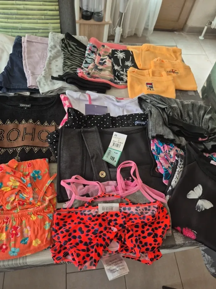 Gros lot de vêtements fille 8/9/10 ans - photo numéro 4