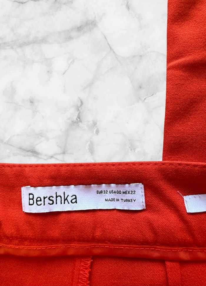 Pantalon cintré bas ouvert rouge bershka taille 32 XXS - photo numéro 4