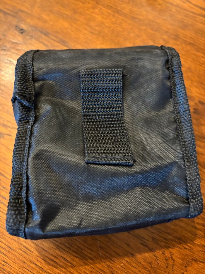 Paire de jumelles avec étui - photo numéro 7