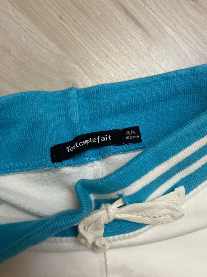 Lot de 3 pantalons de jogging molletonnés Taille 4 ans - photo numéro 8