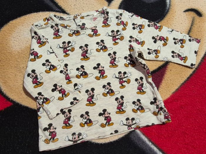 Lot vêtements disney - photo numéro 3