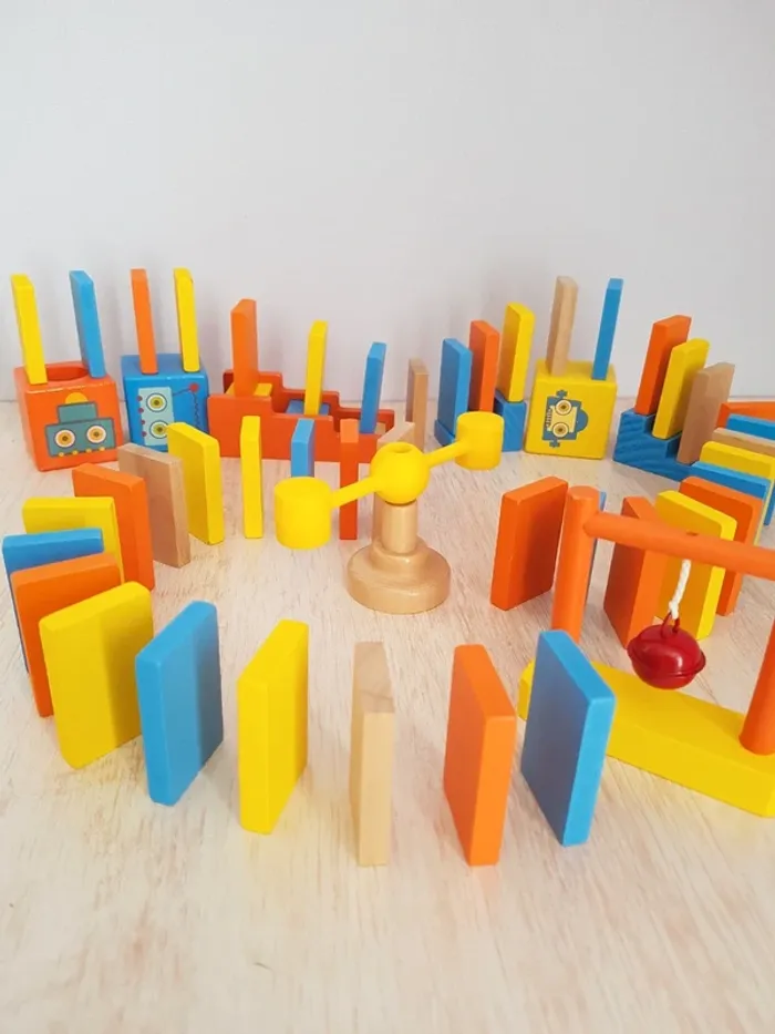 Dominos robots jeu de manipulation en bois