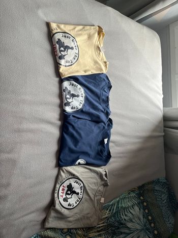 Tee-shirts jott