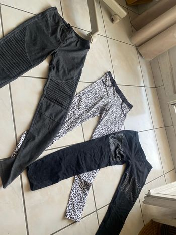 Lot 2 leggings Calzedonia 11, 12 ans noir et gris
