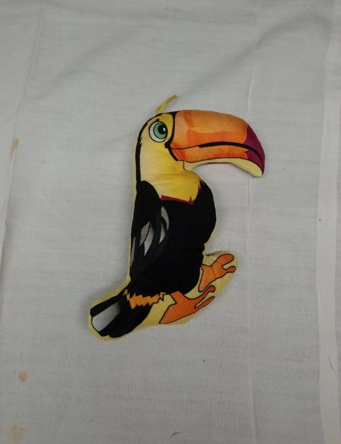 Peluche toucan