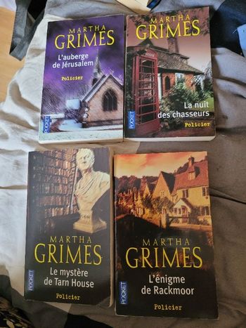 Livres de poche Martha Grimes