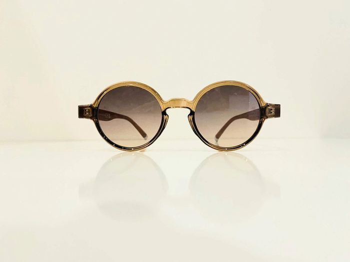 Lunette de soleil mixte ronde marron miel bras effet bois UV protection catégorie 2 - photo numéro 2