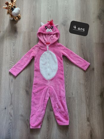Combinaison / surpyjama  4 ans