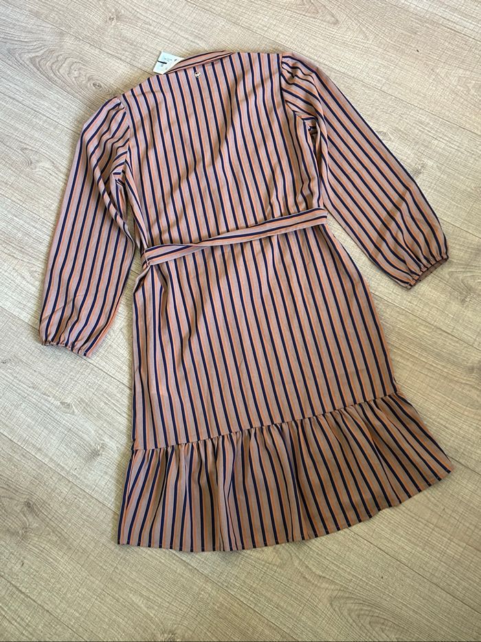 Robe rayée neuve à manches longues Kaporal taille S (valeur 69€) - photo numéro 8