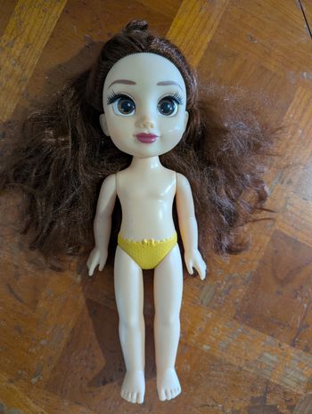 Poupée belle Disney 