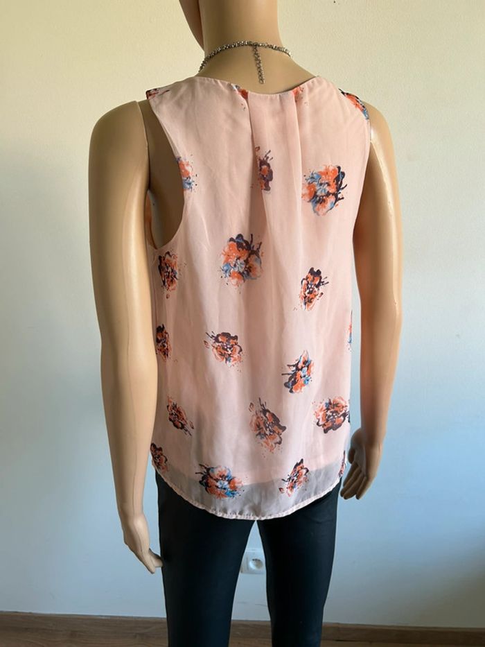 Blouse rose et fleurie sans manches Vero Moda taille XS jamais portée - photo numéro 8