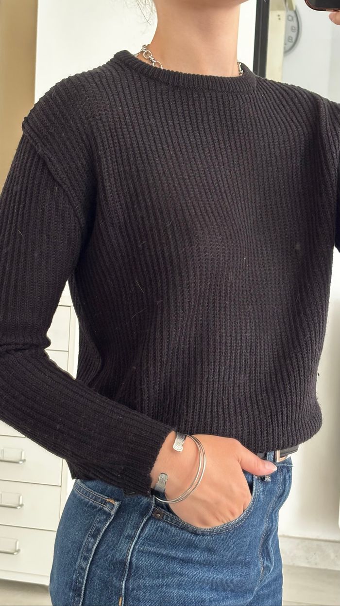 Pull noir