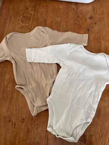 Lot bodies manches longues
