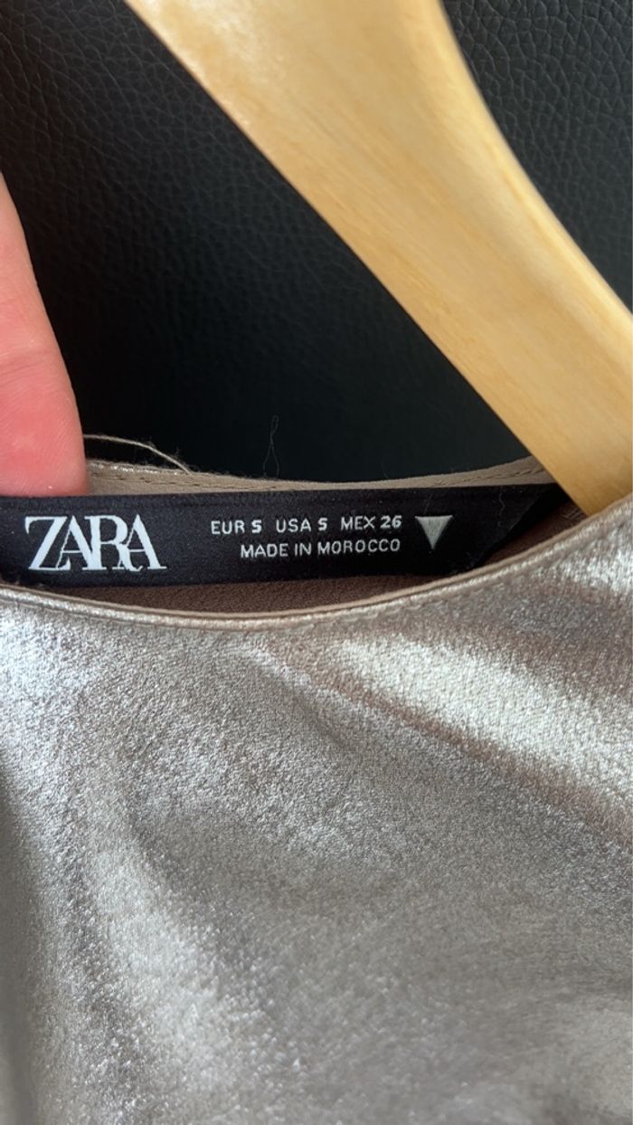 Top Zara argenté - photo numéro 3