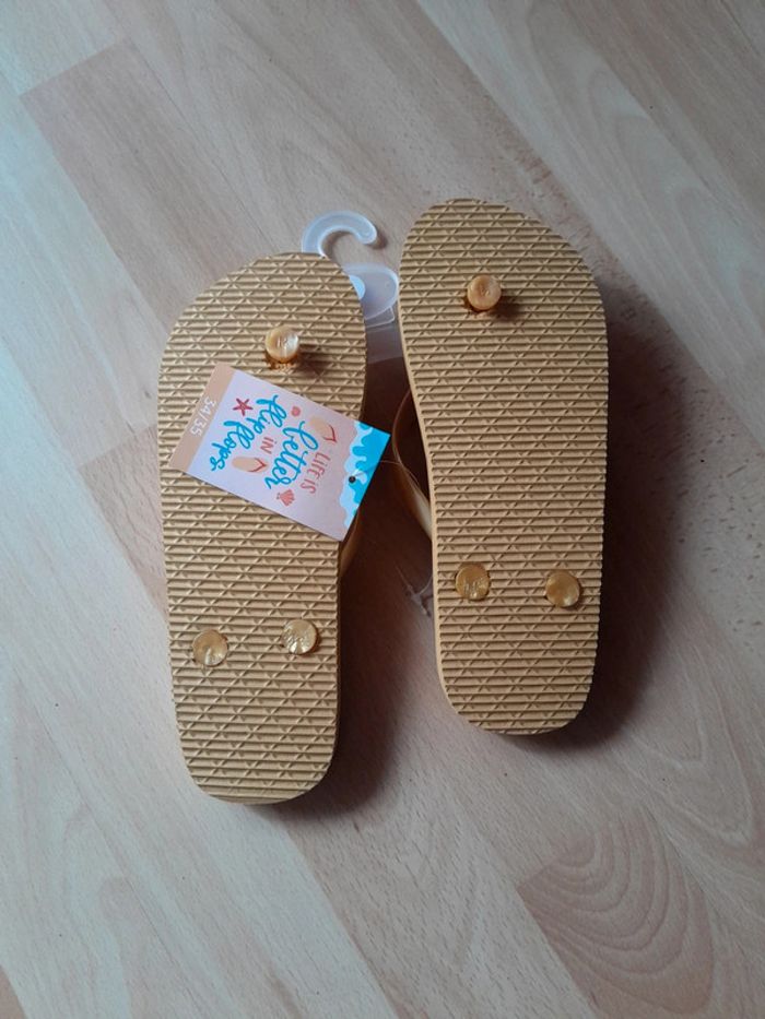 Tong 34/35 - photo numéro 2