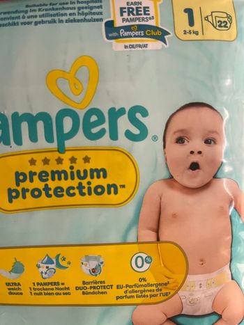 4 paquets couches pampers taille 1