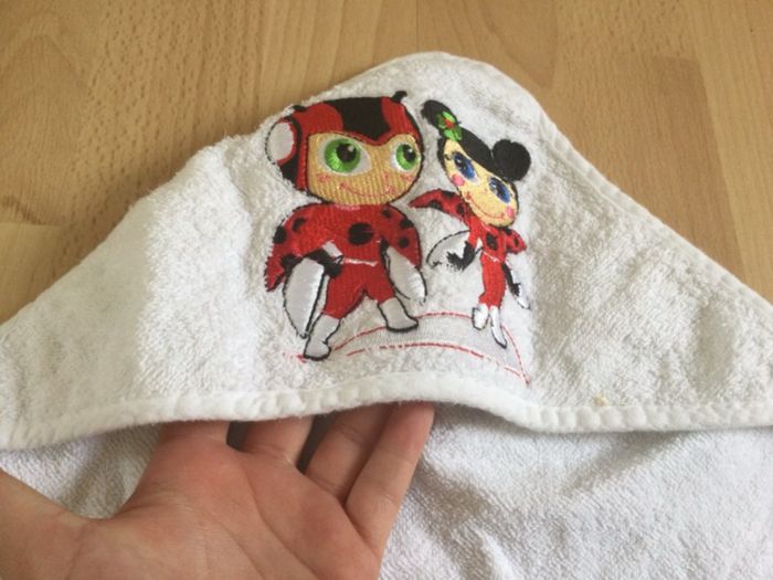 Serviette de bain bébé