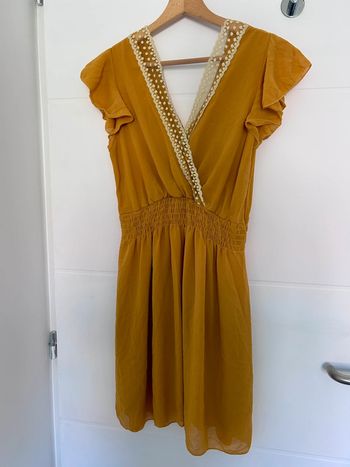 Robe jaune