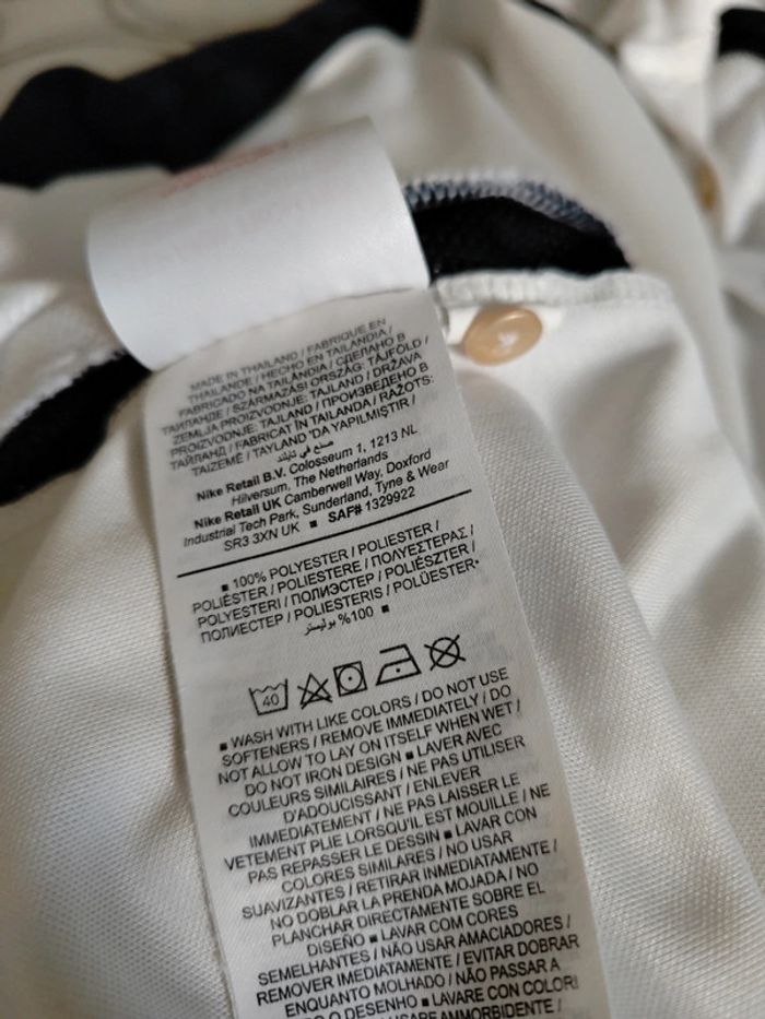Tee shirt Nike comme neuf - photo numéro 6