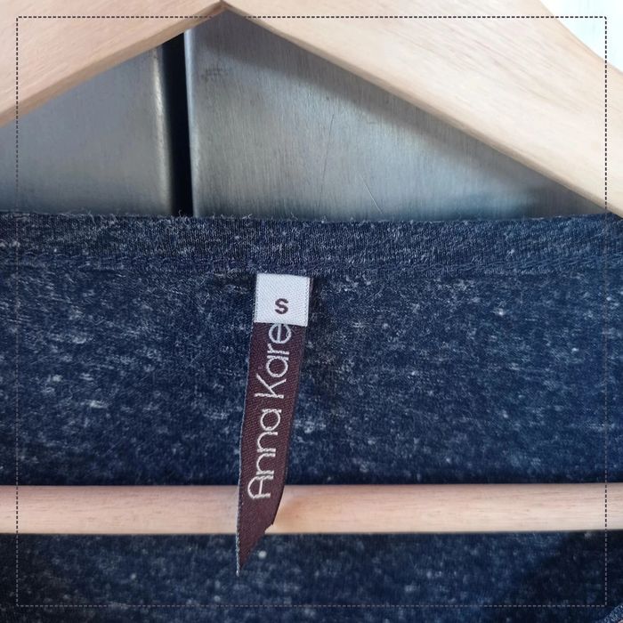 Haut bleu manches longues col rond + boutons taille S Anna Karel bon état - photo numéro 4