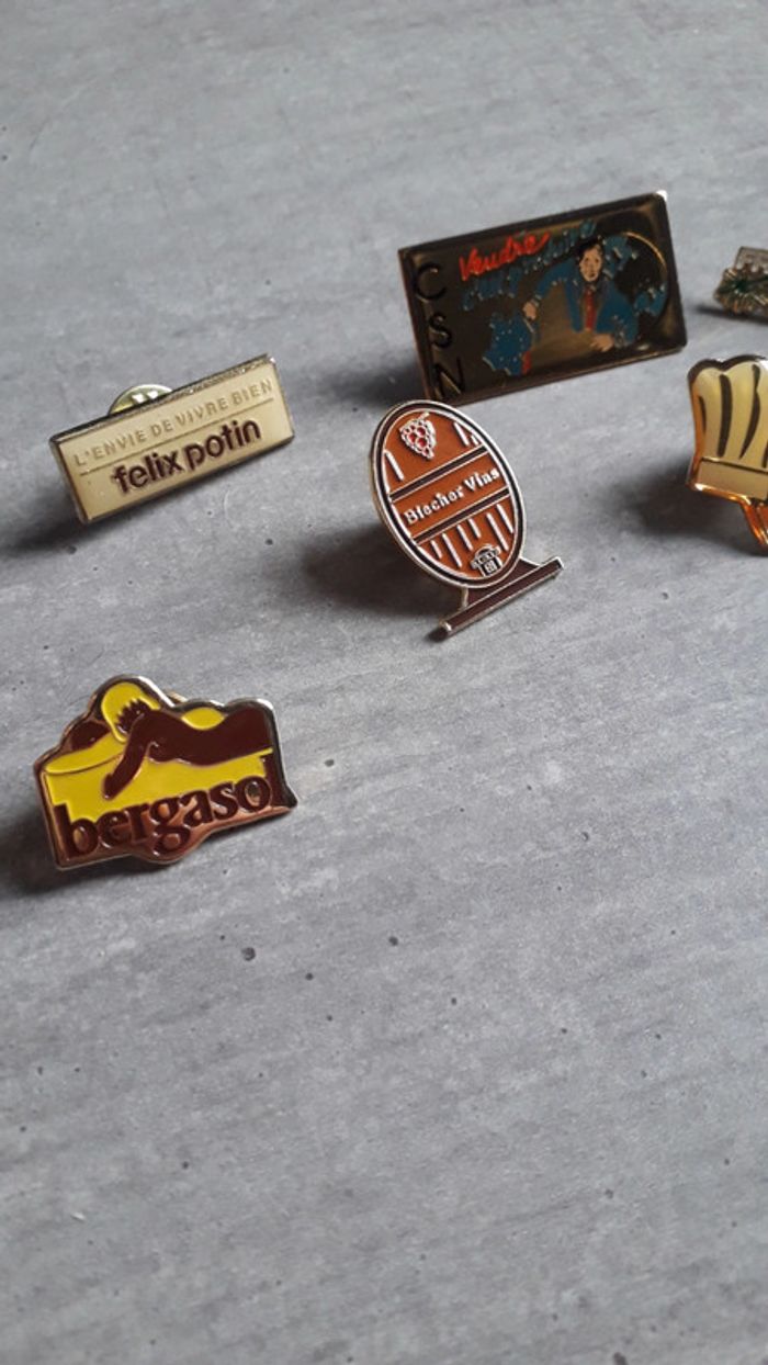 Lots pin's - photo numéro 2