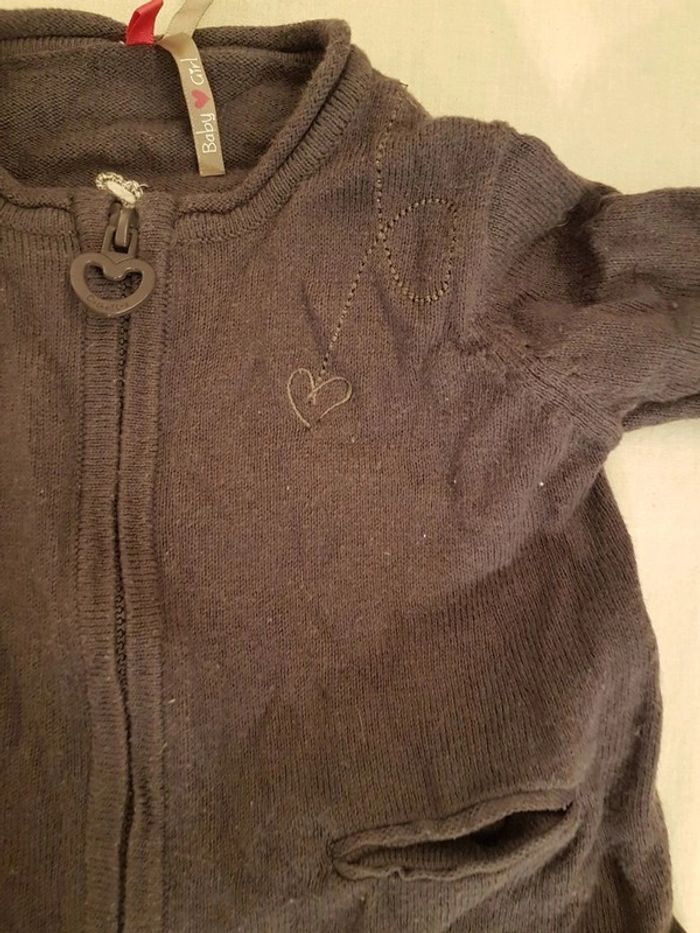Gilet gris Tour Eiffel fille 6 mois - photo numéro 2