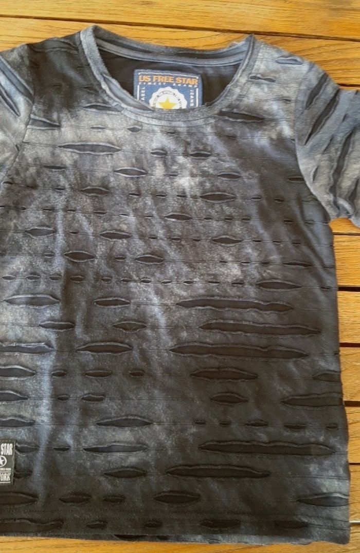 Tshirt manches courtes 6ans