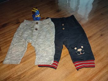 2 joggings gris et bleu marine