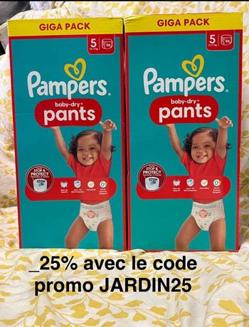 Deux giga pack couche Pampers Pampers taille 5 pants