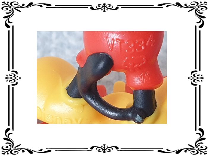 Divers Disney Kinder. - photo numéro 2