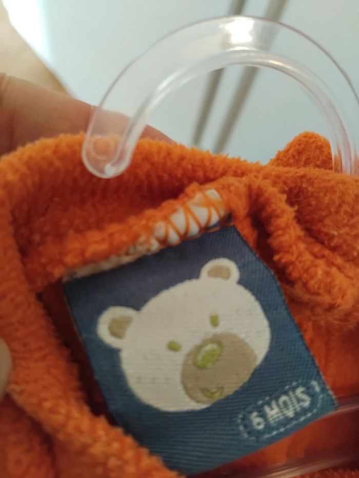 Sweat 6mois - photo numéro 3