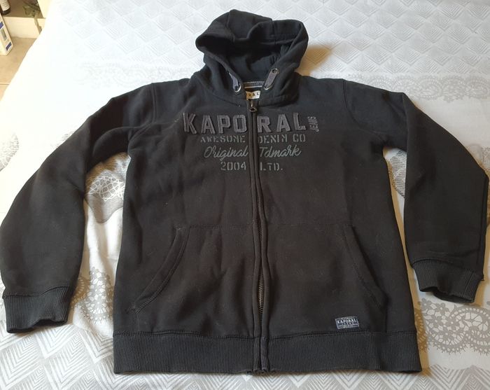 Veste à capuche kaporal de taille 16 ans