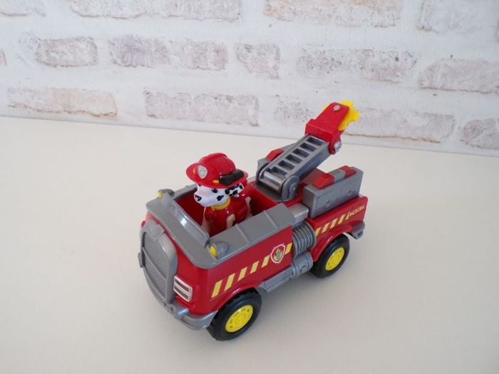 Camion de pompier Marcus - Pat Patrouille - Paw Patrol  (J17)