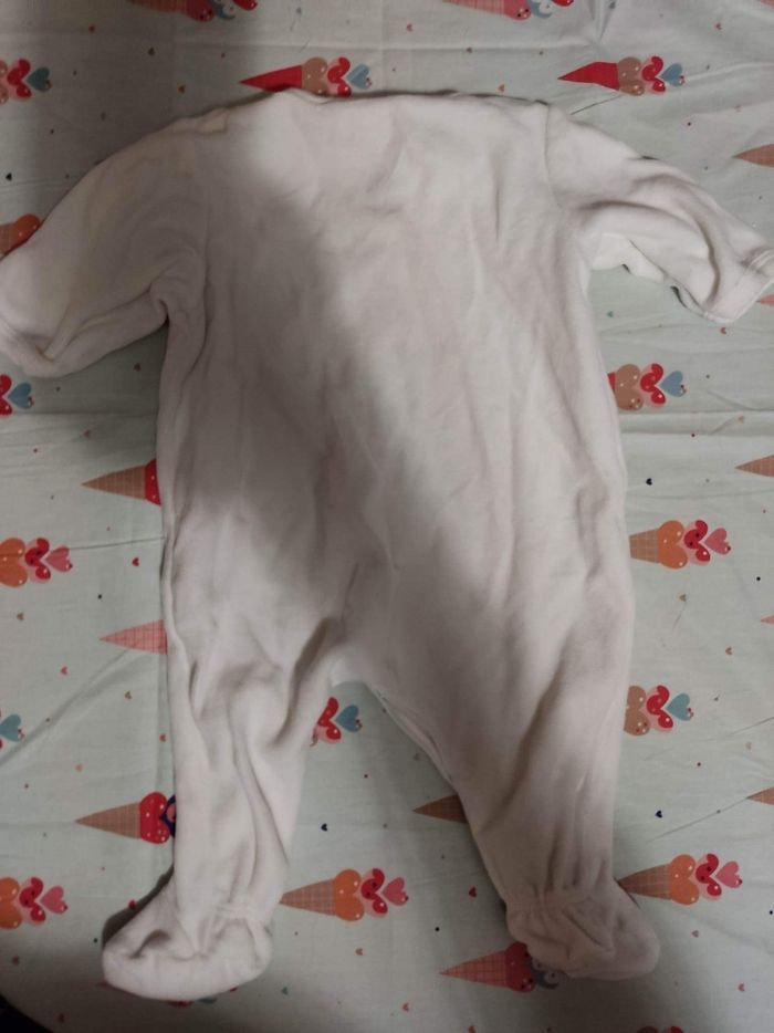 Pyjama 1 mois - photo numéro 3