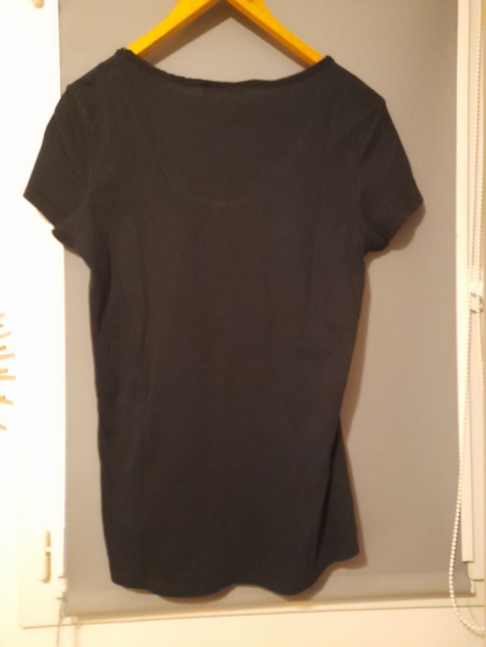 Tee-shirt - photo numéro 2