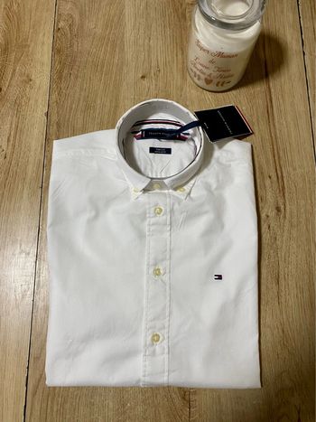 Chemise neuve tommy hilfiger taille xs valeur 70€