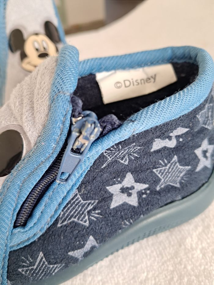 Chausson Mickey pointure 20 - photo numéro 7