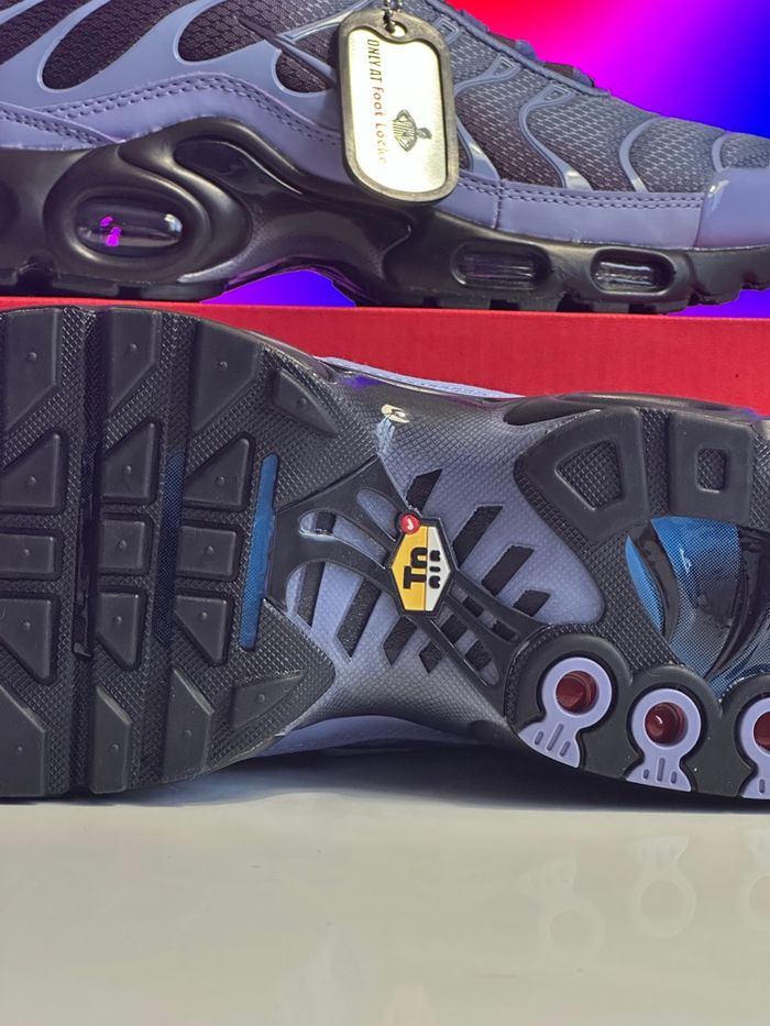 Nike Tn Air Max Plus neuves taille 43  avec boîte – envoi express - photo numéro 3