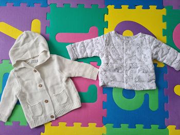 Gilet Kiabi 3/6m et Veste Carrefour 6m