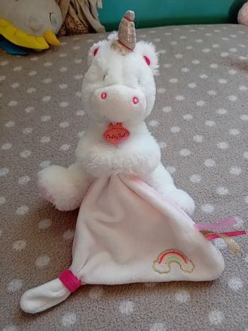 Peluche doudou licorne baby nat