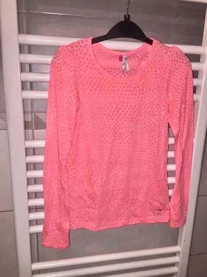 T shirt Orchestra taille 10 ans en tbe à 4 euros