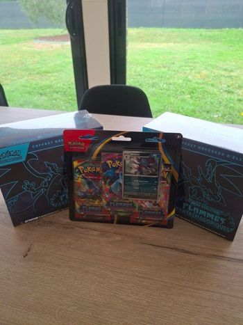 ETB Pokemon Flammes Fantasmagorique ME2