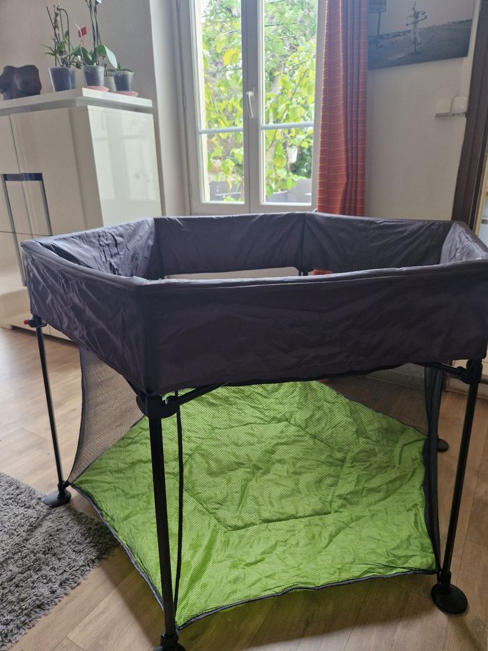 Parc bébé pliable