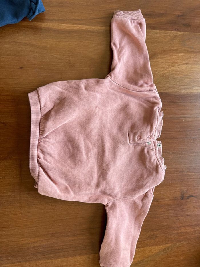 Pull Tape à l’Oeil très bon état taille 9 mois. - photo numéro 5