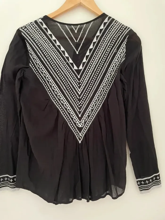 Chemisier ba&sh “Bluet” noir brodé blanc – T36 – 100% coton bohème chic - photo numéro 2